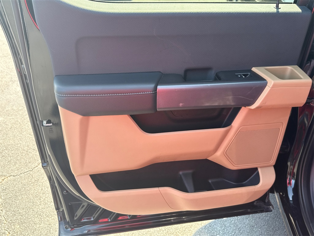 2023 Ford F-150 XLT photo 20