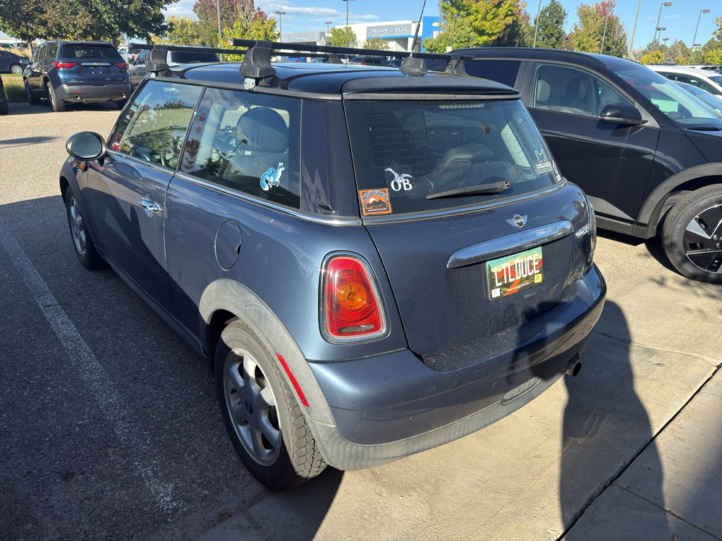 2010 Mini Cooper Hardtop photo 4