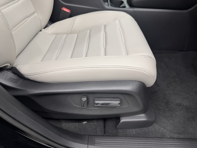 2026 Honda CR-V EX-L photo 12