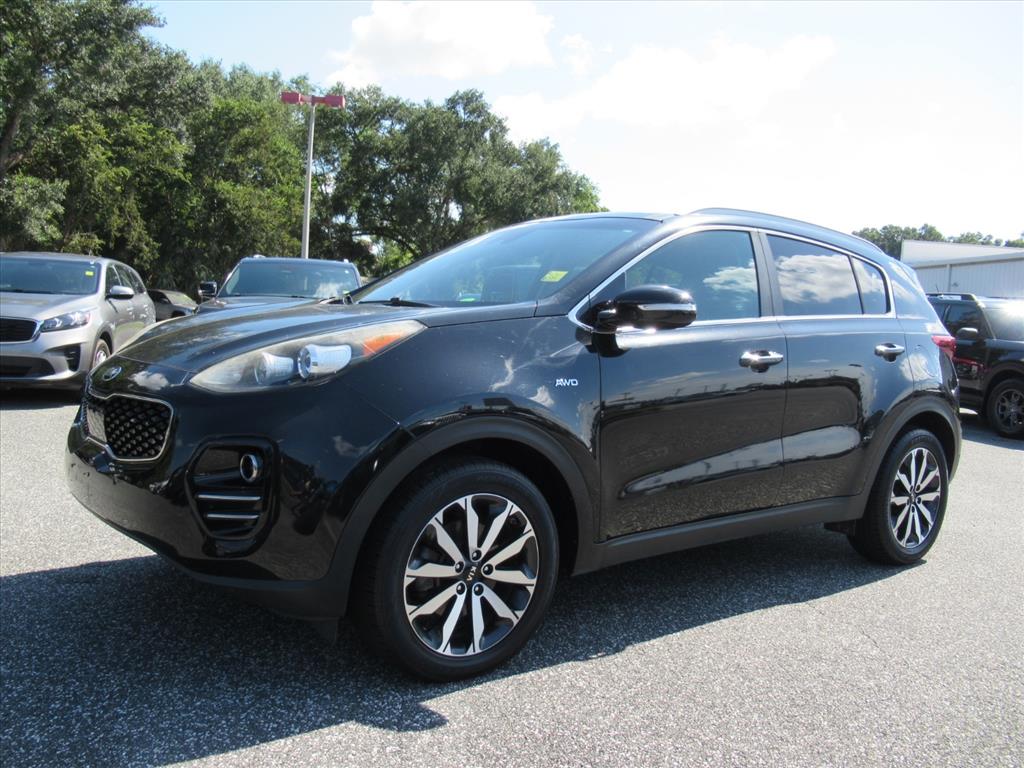 2017 Kia Sportage EX photo 3