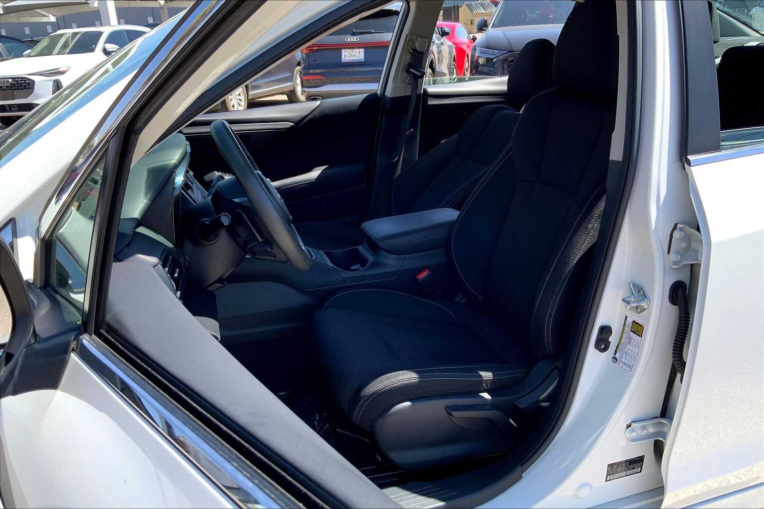 2022 Subaru Legacy Base photo 7