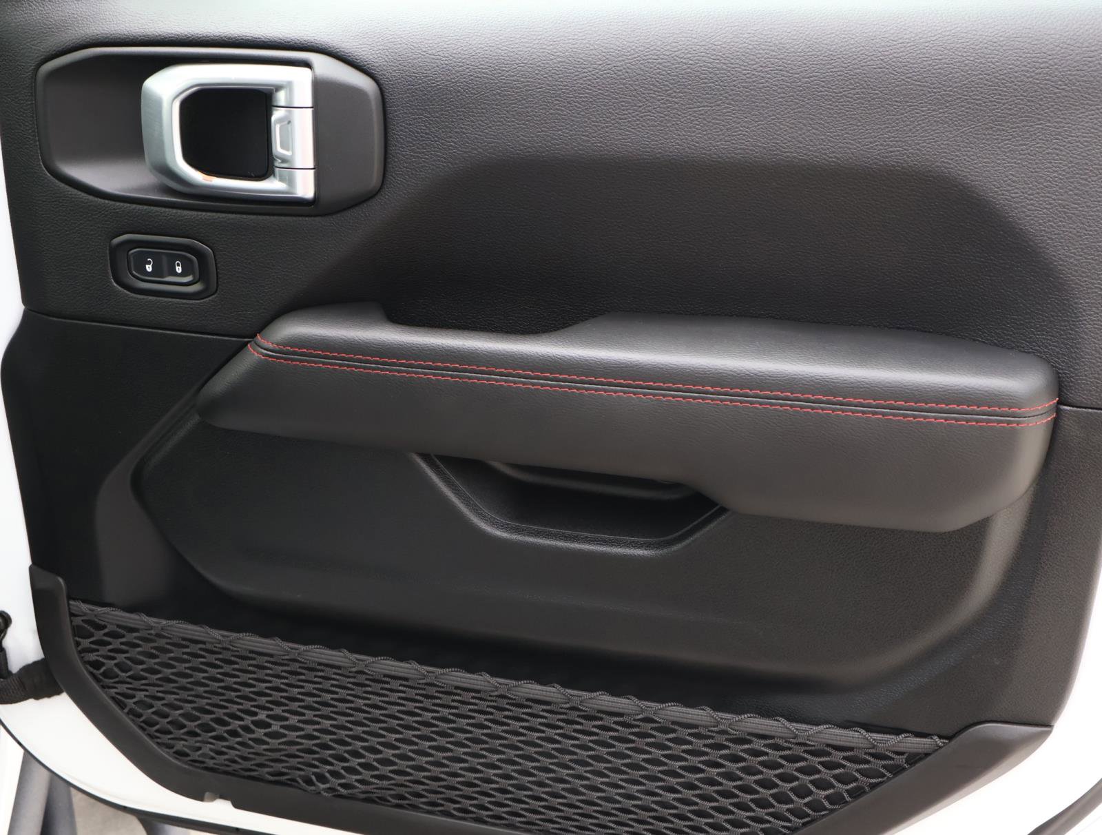 2020 Jeep Wrangler Unlimited Rubicon photo 15