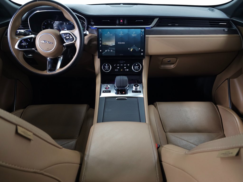 2022 JAGUAR F-PACE - Image 13