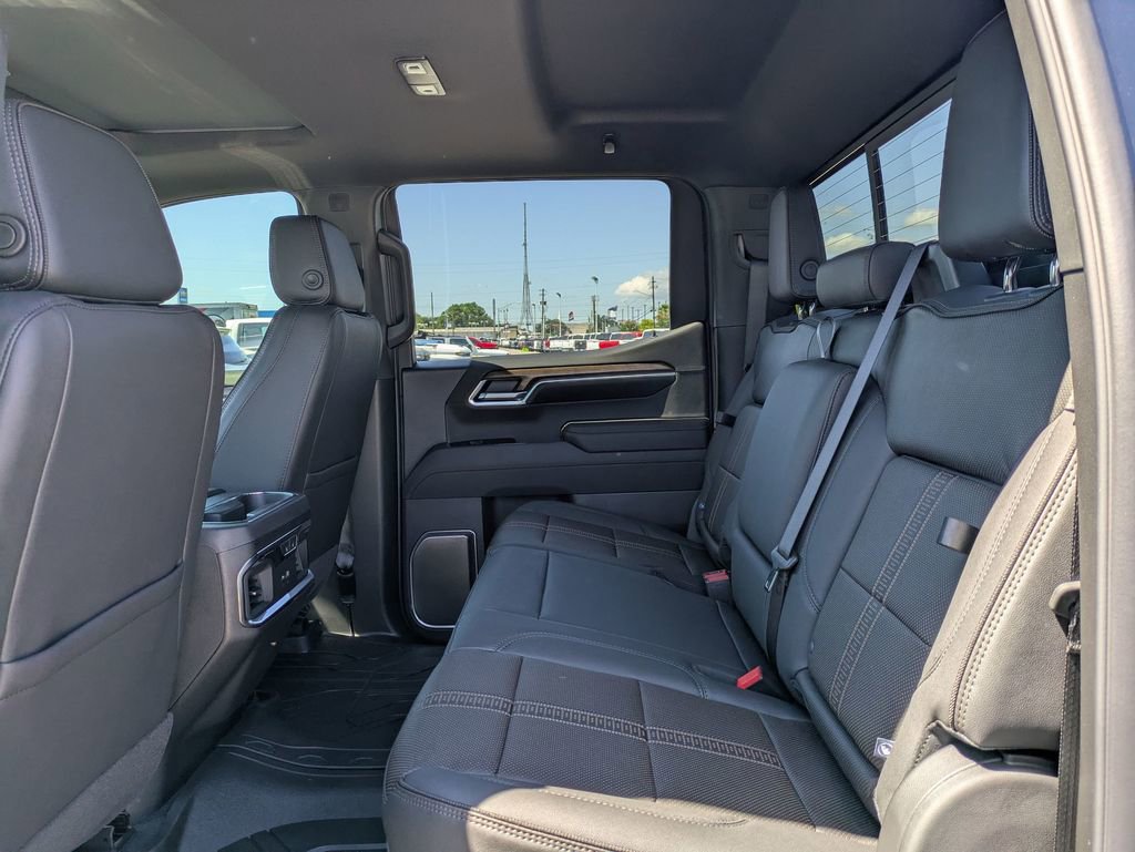 2026 Chevrolet Silverado 1500 High Country photo 23