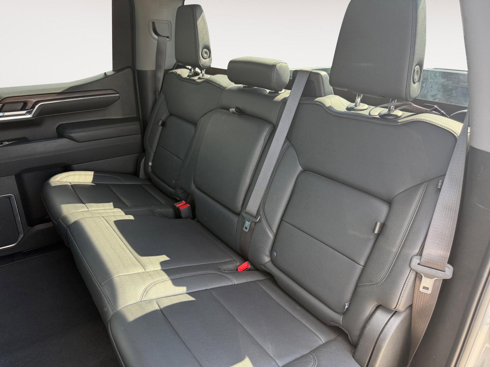 2024 Gmc Sierra 1500 SLT photo 18