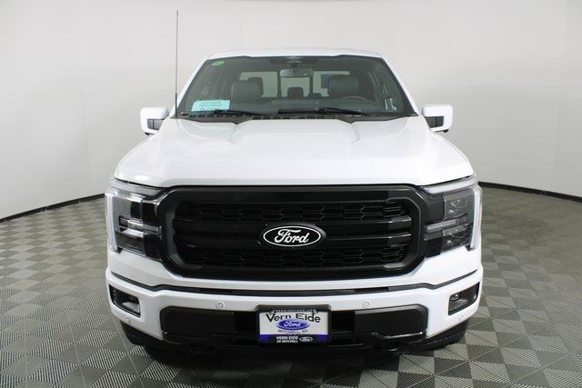 2025 Ford F-150 Lariat photo 2