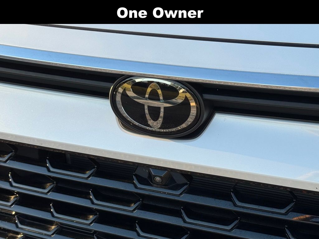 2025 Toyota Grand Highlander Limited photo 3