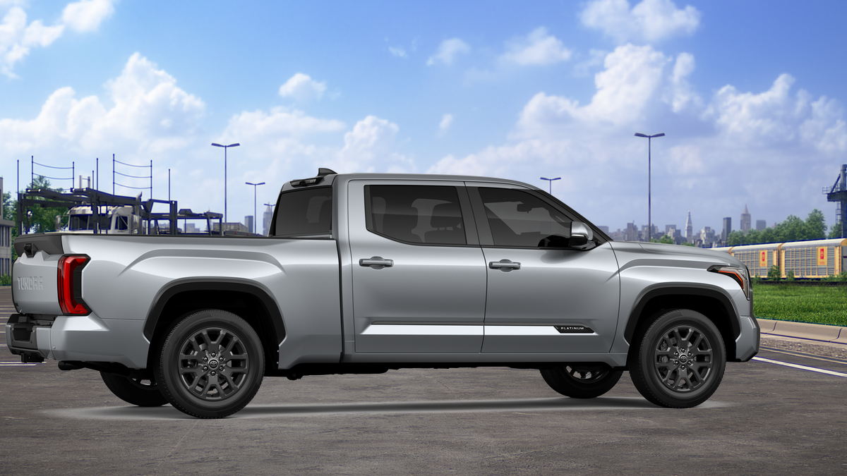2026 Toyota Tundra Platinum CrewMax photo 11