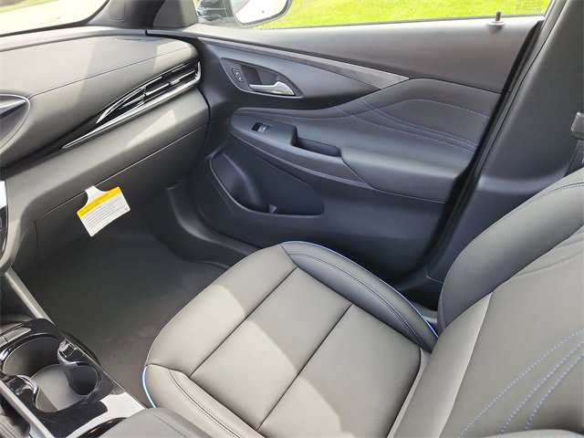 2025 Buick Envista ST photo 14