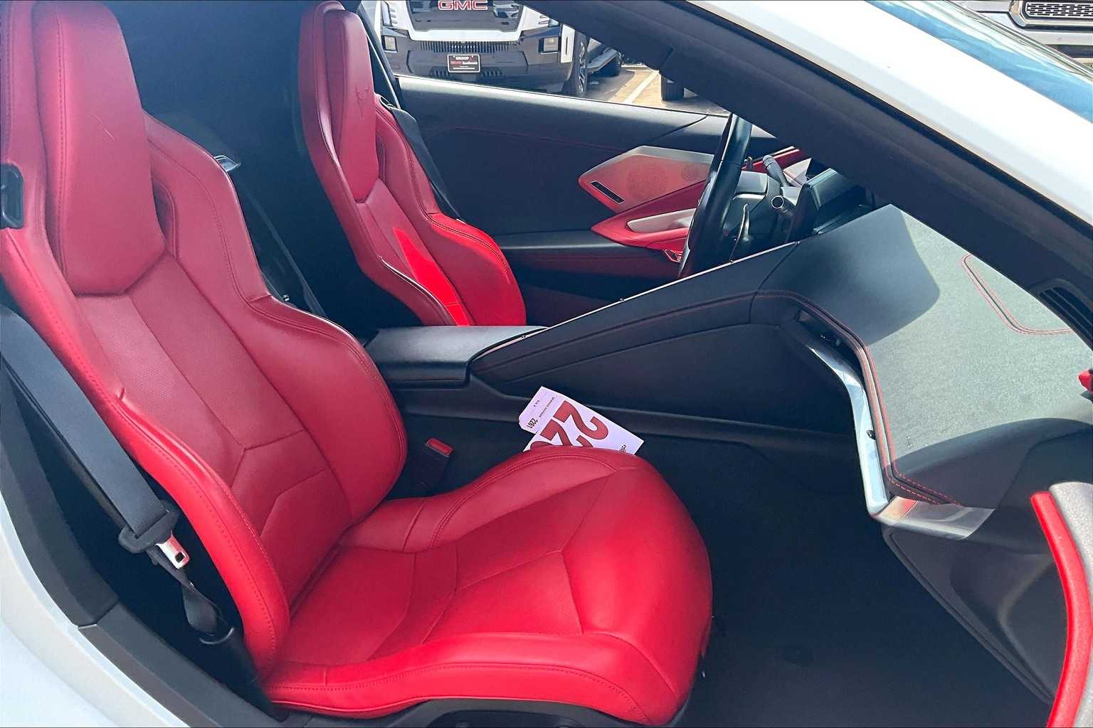 2023 Chevrolet Corvette Stingray 2LT photo 6