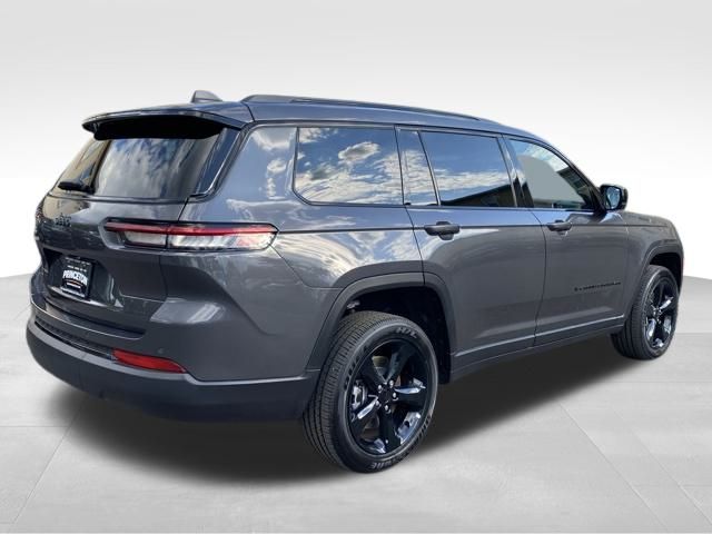 2025 Jeep Grand Cherokee Altitude X photo 3