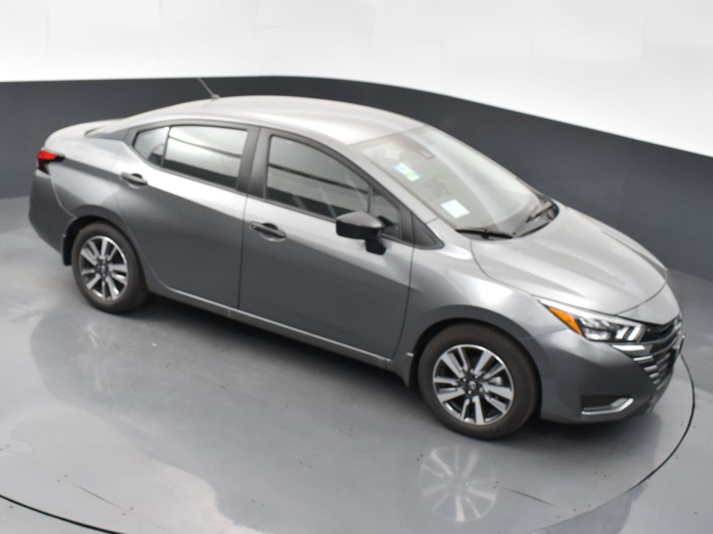 2025 Nissan Versa 1.6 S photo 36