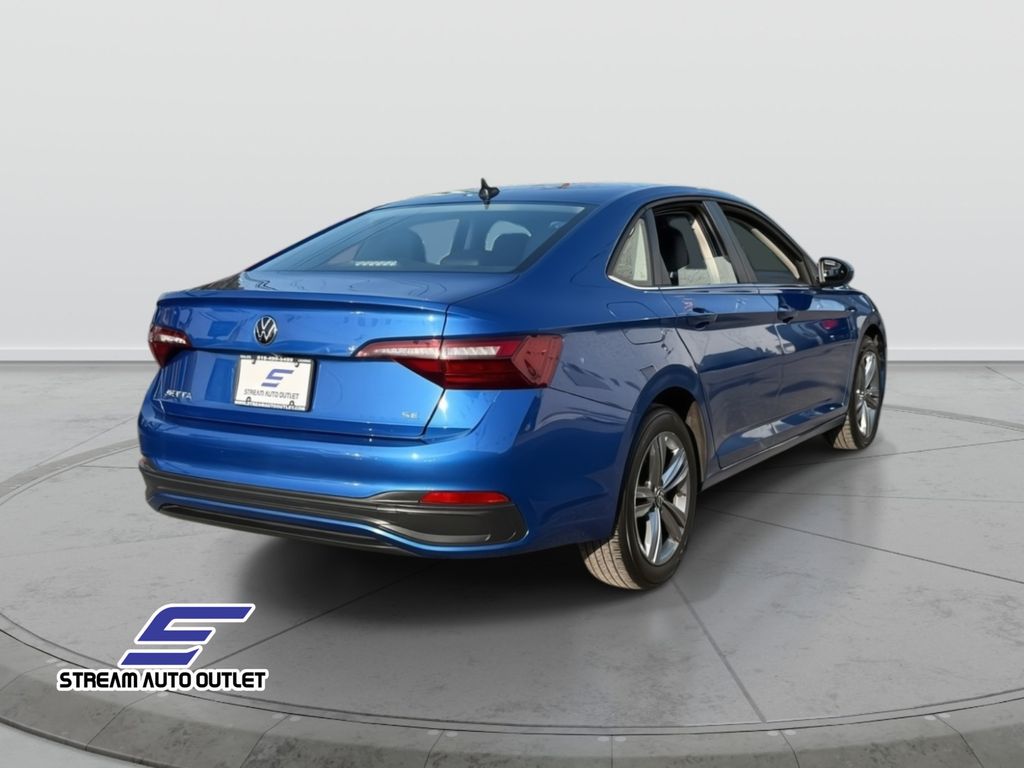2024 Volkswagen Jetta 1.5T SE photo 3
