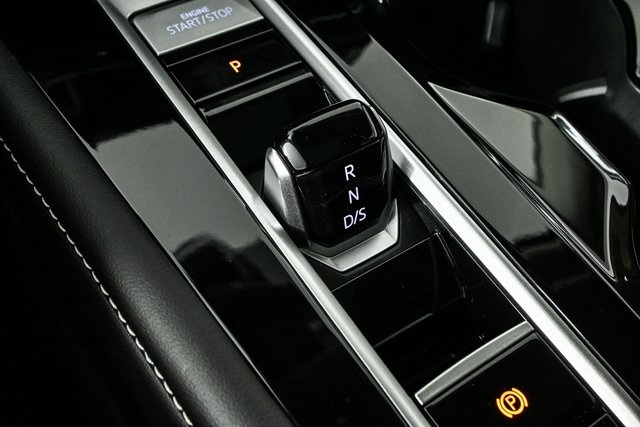 2026 Volkswagen Atlas SE Technology photo 16