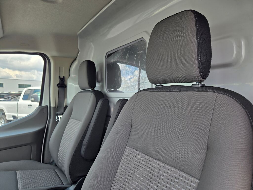 2025 Ford Transit Cargo Van photo 16