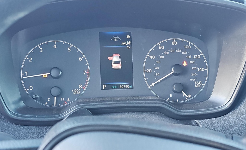 2024 Toyota Corolla LE photo 6