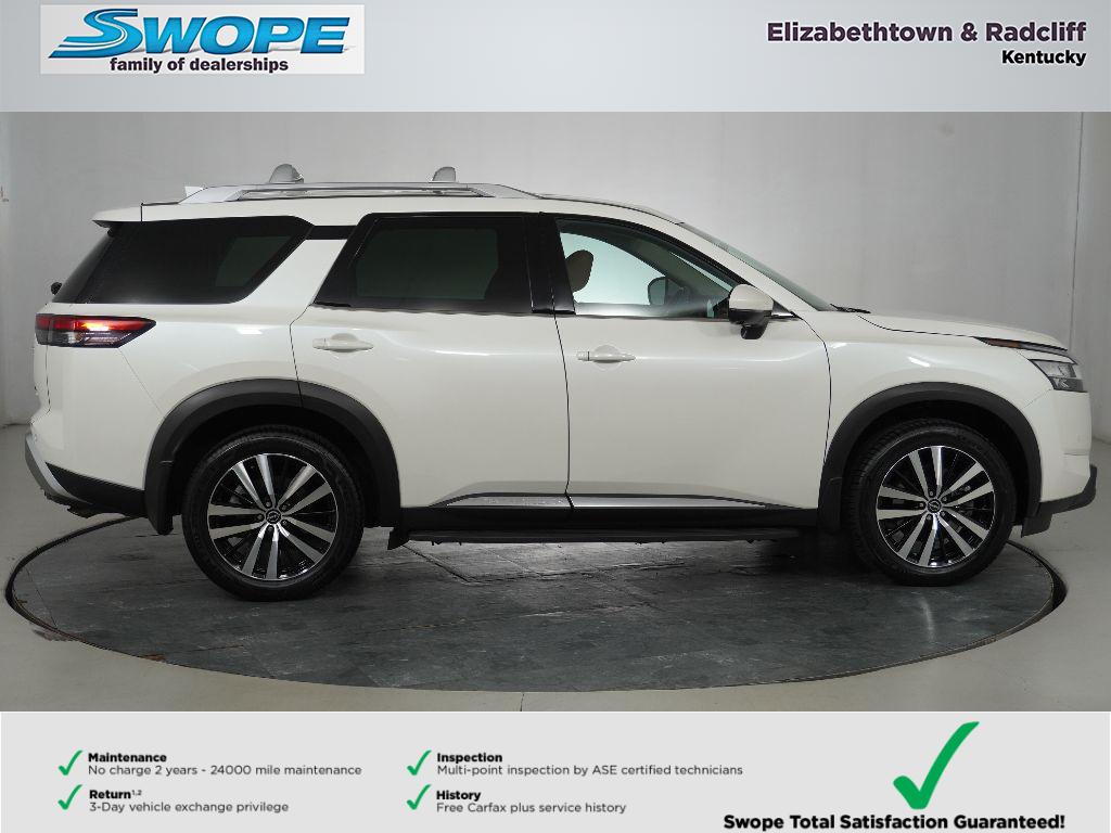 2024 Nissan Pathfinder Platinum photo 2