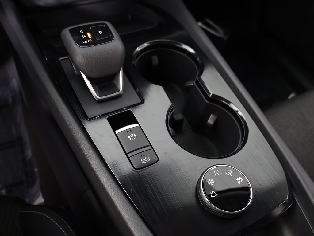 2024 Nissan Rogue SV photo 44