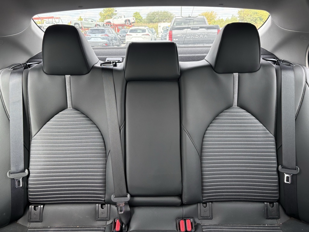 2024 Toyota Camry SE photo 6