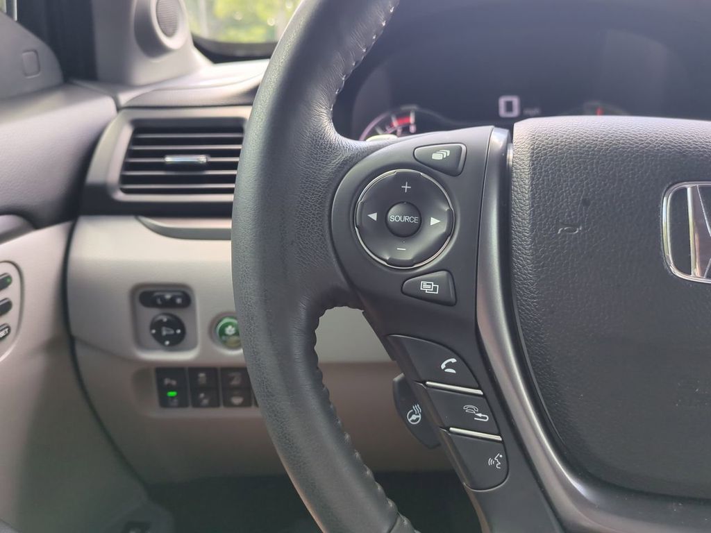 2022 Honda Ridgeline RTL-E photo 25