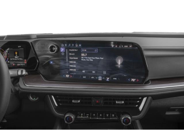 2025 Chevrolet Suburban LS photo 8