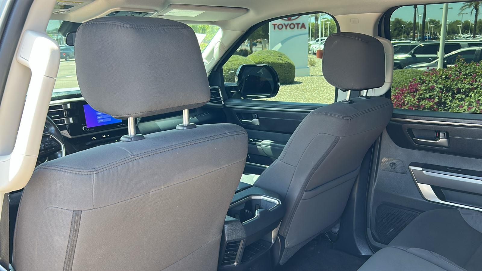 2024 Toyota Tundra SR5 CrewMax photo 18