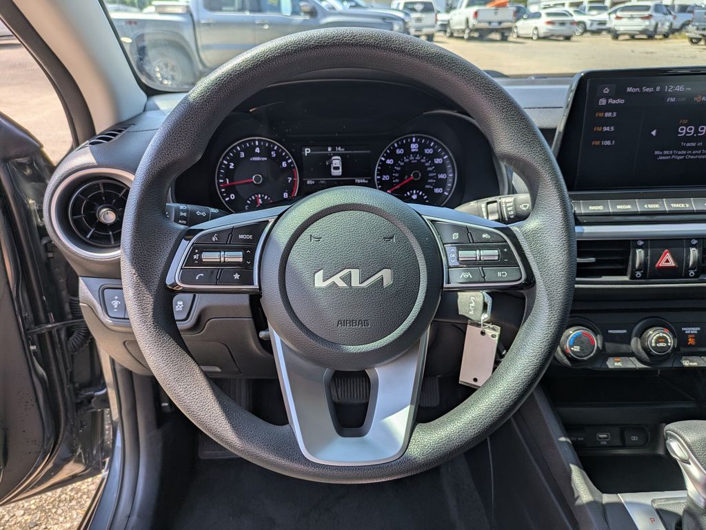 2024 Kia Forte LXS photo 15