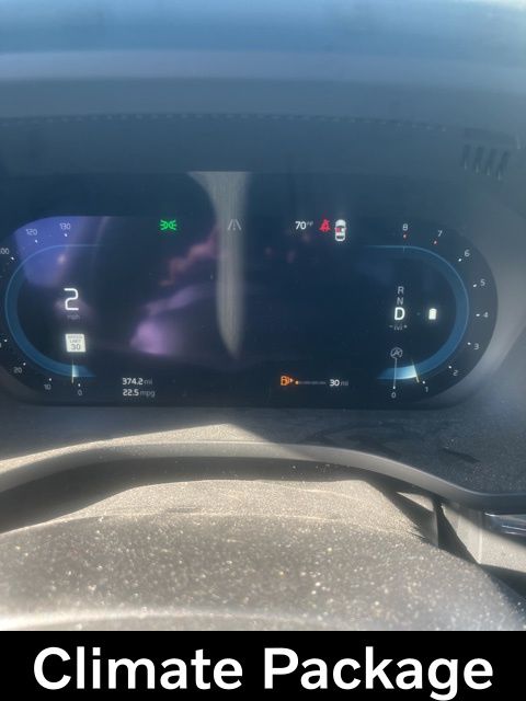 2023 Volvo XC60 Ultimate photo 3