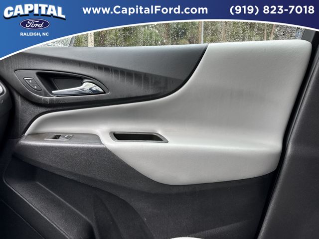 2021 Chevrolet Equinox LS photo 26
