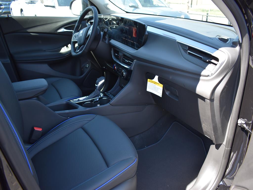 2026 Buick Encore GX Sport Touring photo 5