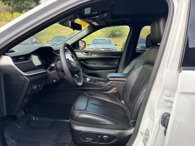 2024 Jeep Grand Cherokee Limited photo 21