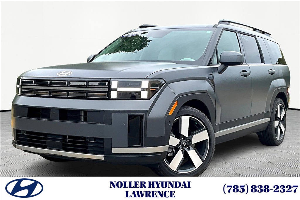 2025 Hyundai Santa Fe Limited's photo