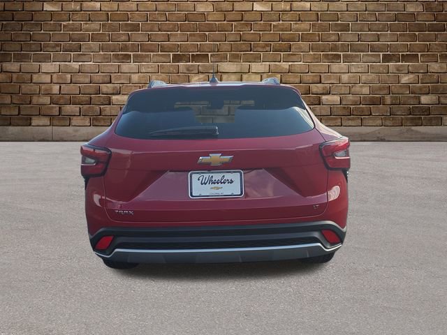 2026 Chevrolet Trax LT photo 4