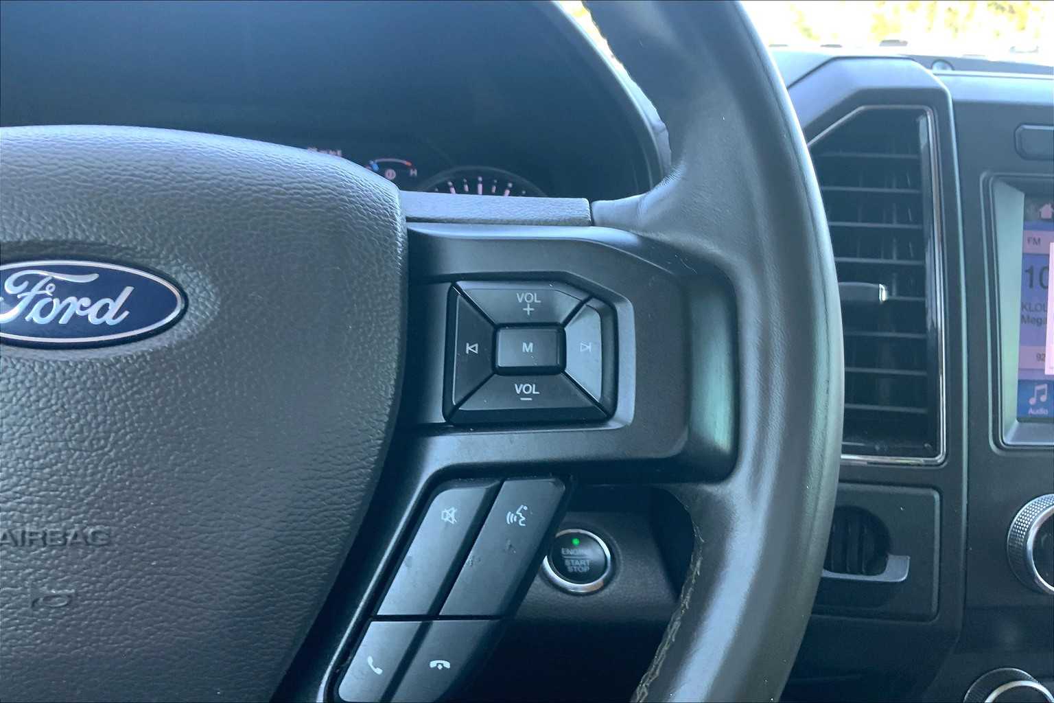 2019 Ford Expedition Limited photo 18