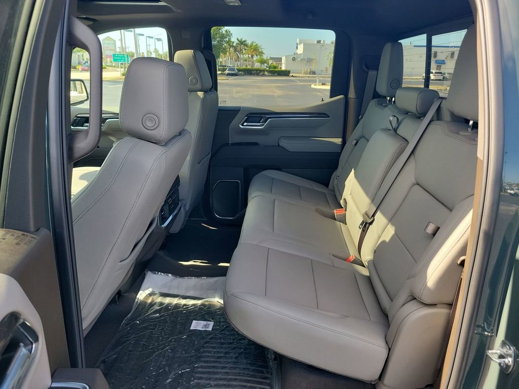 2025 Chevrolet Silverado LTZ photo 20
