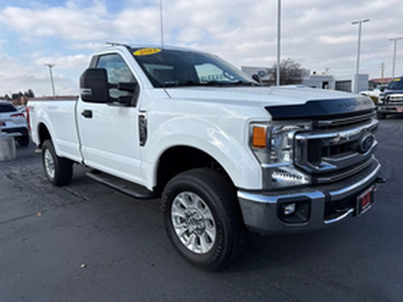 2021 Ford F-350 XLT photo 2