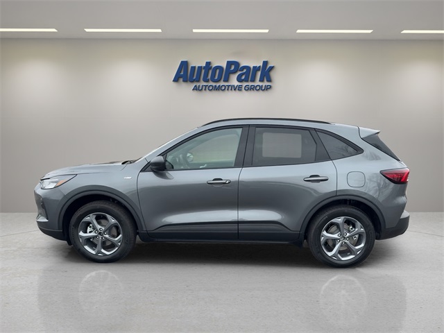 2025 Ford Escape ST-Line photo 4