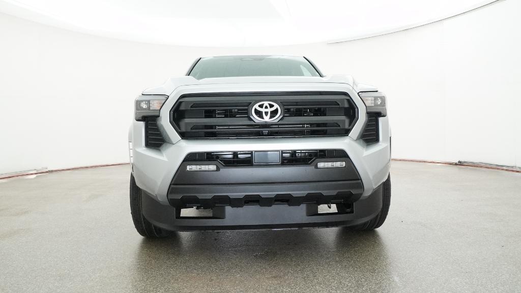 2025 Toyota Tacoma SR5 Double Cab photo 3