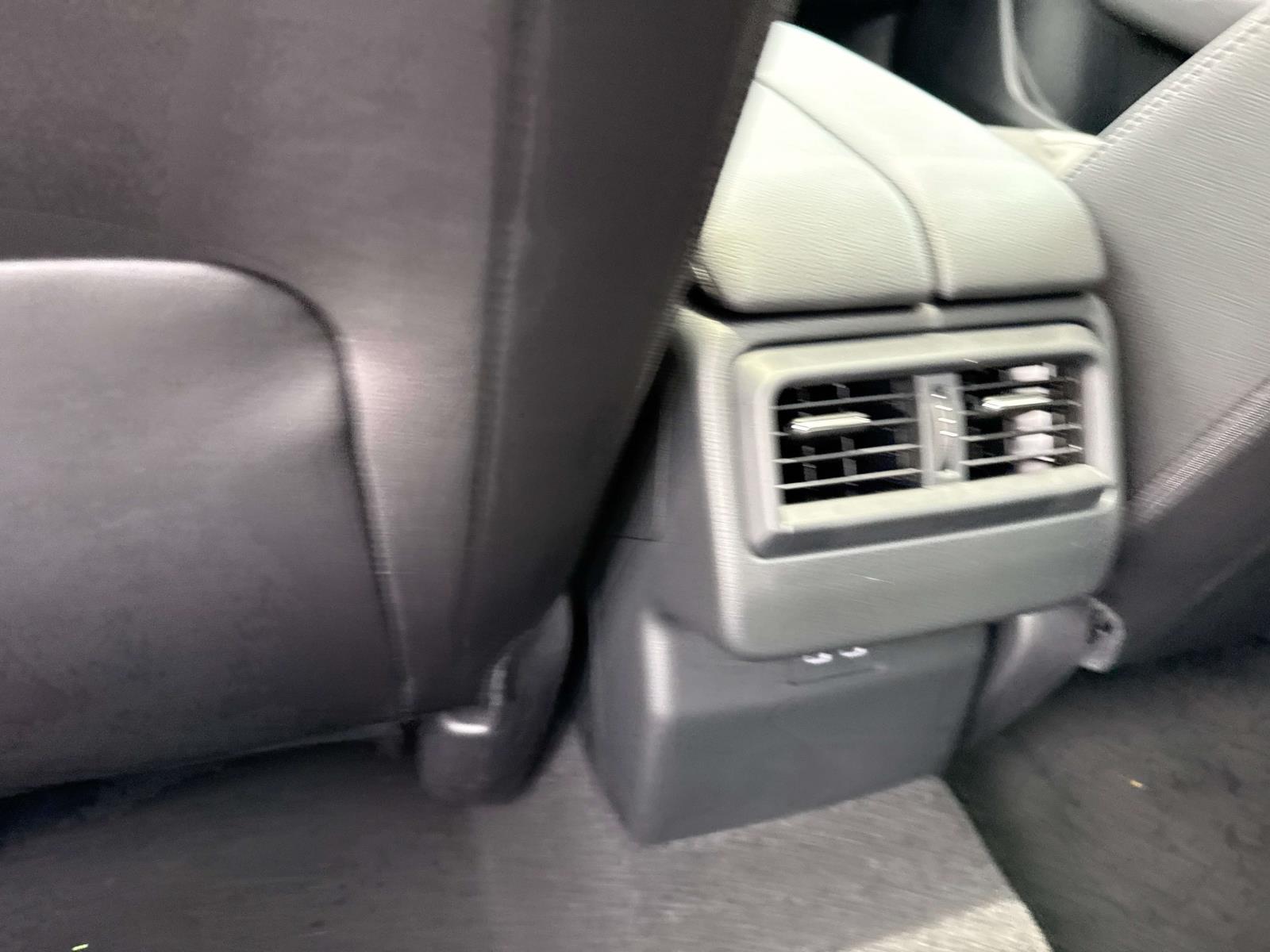 2025 Mazda CX-50 2.5 S Premium photo 8
