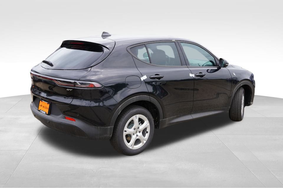 2025 Dodge Hornet GT photo 3
