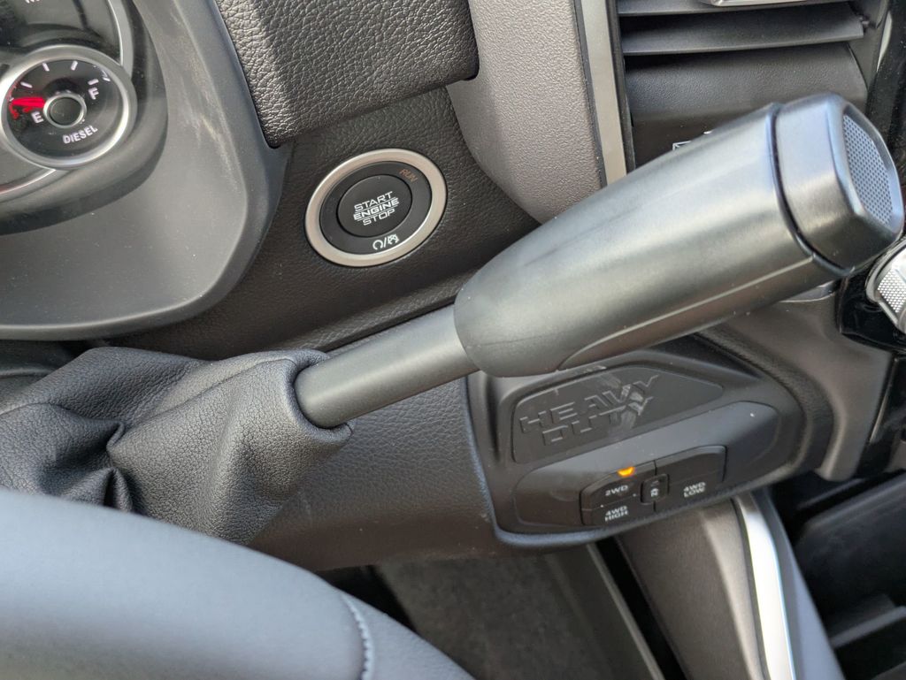 2025 Ram 2500 Big Horn photo 18
