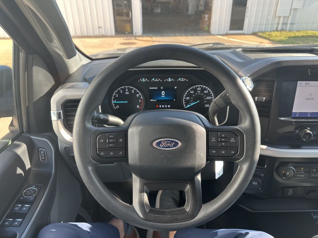 2023 Ford F-150 XLT photo 9