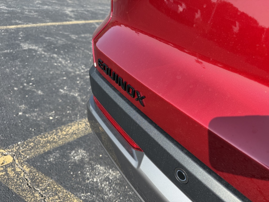 2026 Chevrolet Equinox ACTIV photo 3