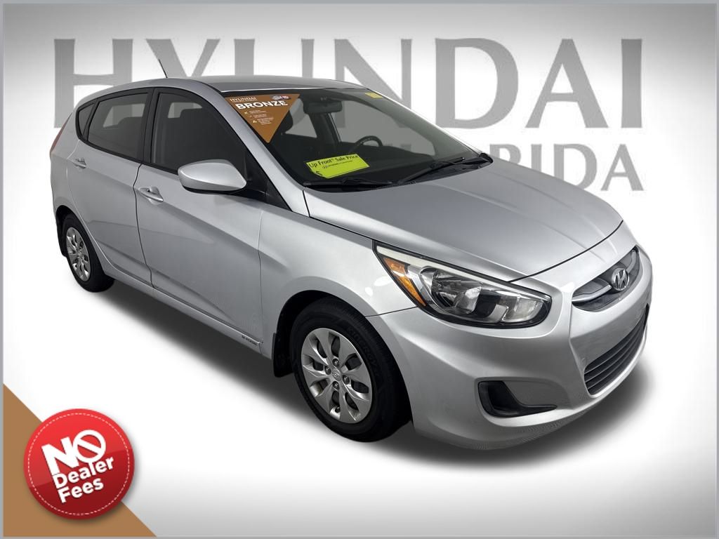 2016 Hyundai Accent SE's photo