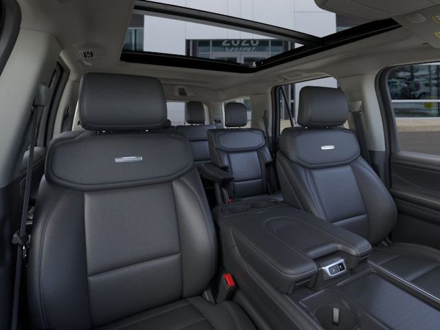 2025 Ford Expedition Platinum photo 9