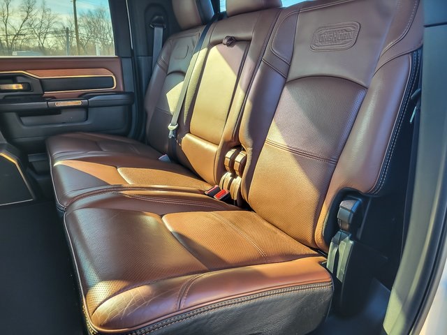 2021 RAM 3500 - Image 10