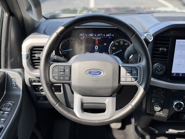 2023 Ford F-150 XLT photo 13