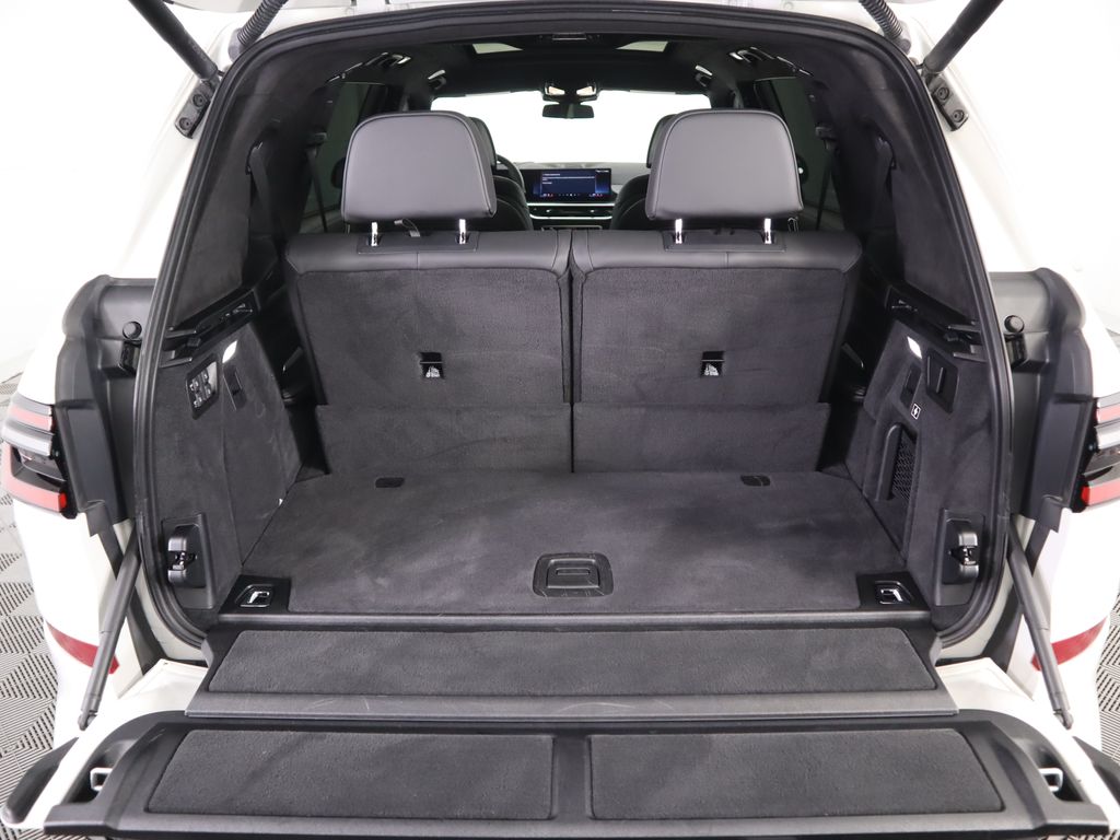 2025 Bmw X7 M60i photo 27