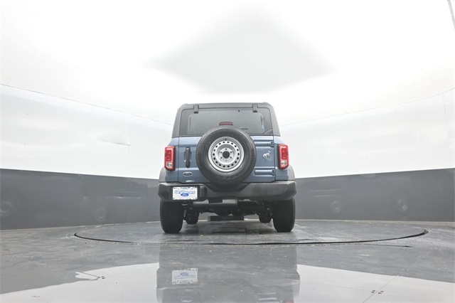 2025 Ford Bronco Base photo 26