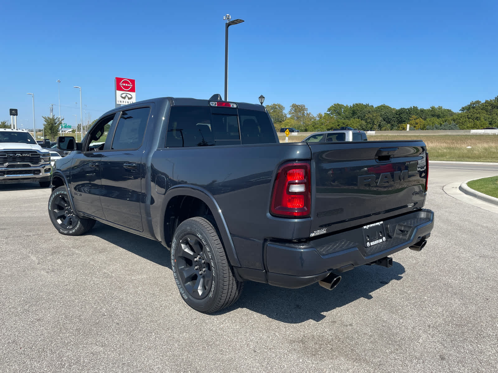2025 Ram 1500 Big Horn photo 7